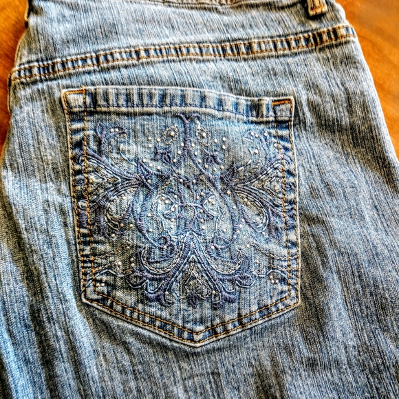 gloria vanderbilt amanda all around slimming effect